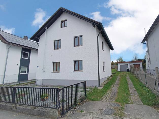 Einfamilienhaus zum Kauf 220.000 € 110 m² 621 m² Grundstück Reisbach 94419