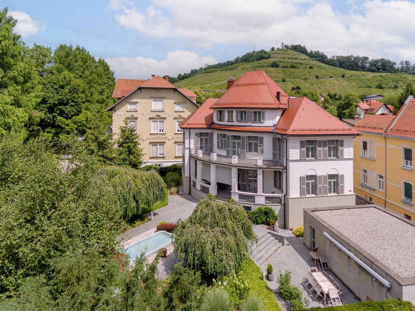 Villa zum Kauf 1.800.000 € 362,6 m²<br/>Wohnfläche 1.170 m²<br/>Grundstück Maribor 2000