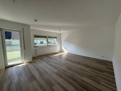 Wohnung zur Miete 675 € 3 Zimmer 89,8 m² 3. Geschoss frei ab sofort Baumholder 55774
