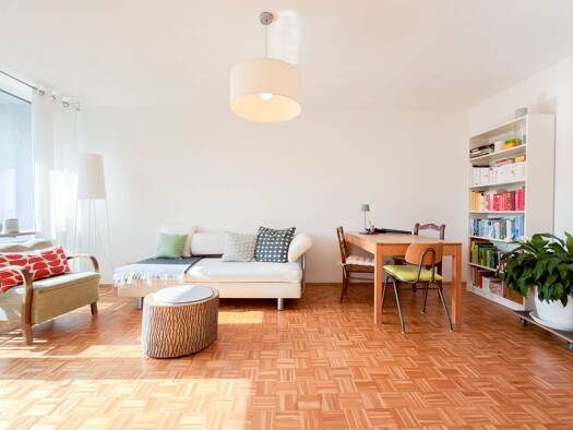 Wohnung zum Kauf 450.000 € 3,5 Zimmer 78 m² 2. Geschoss Pöcking Pöcking 82343