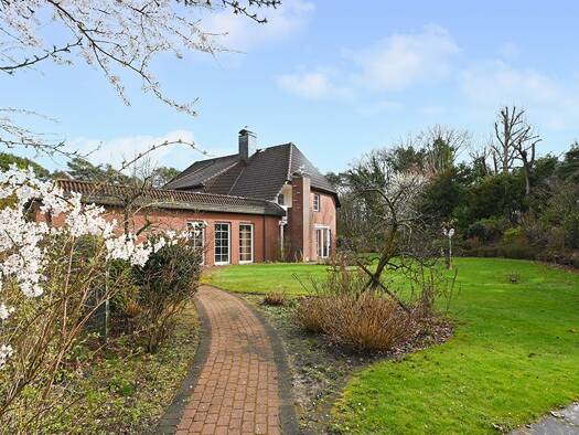 Einfamilienhaus zum Kauf 1.200.000 € 6 Zimmer 300 m² 3.000 m² Grundstück Westercelle Celle 29227