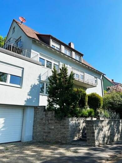 Haus zum Kauf 7 Zimmer 222 m² 2.086 m² Grundstück frei ab sofort Tiefenstockheim Seinsheim 97342