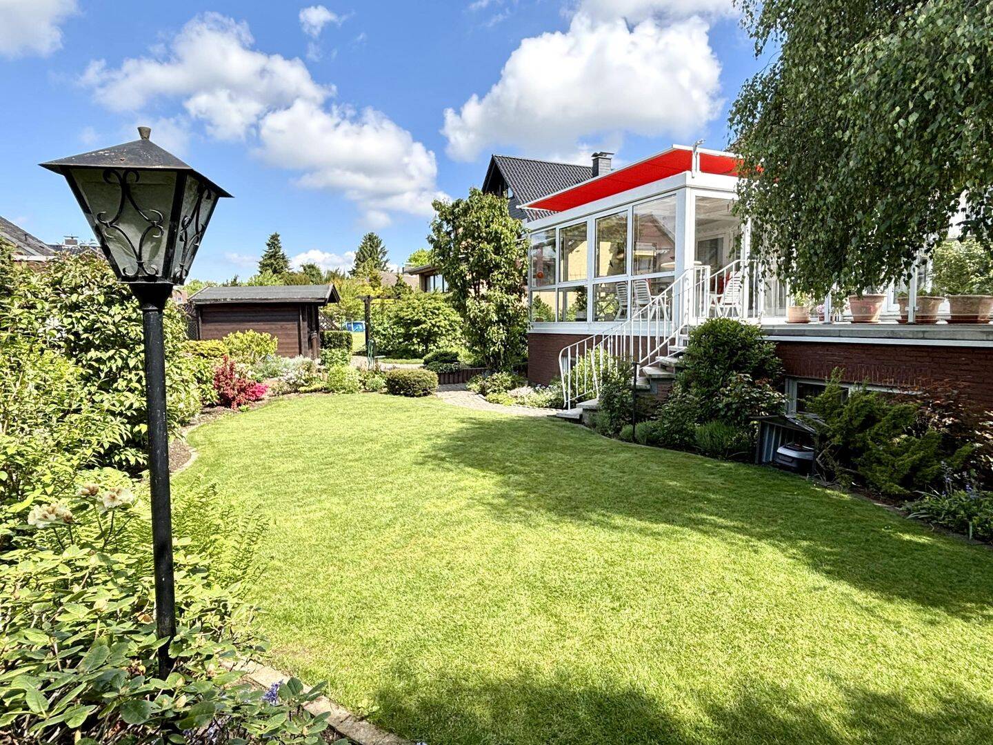 Einfamilienhaus zum Kauf - Mehr