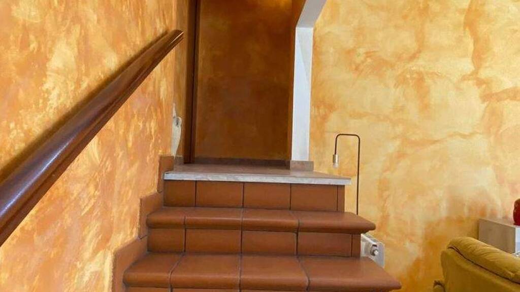 Wohnung zum Kauf 85.000 € 2 Zimmer 100 m² frei ab sofort Urbe 17048