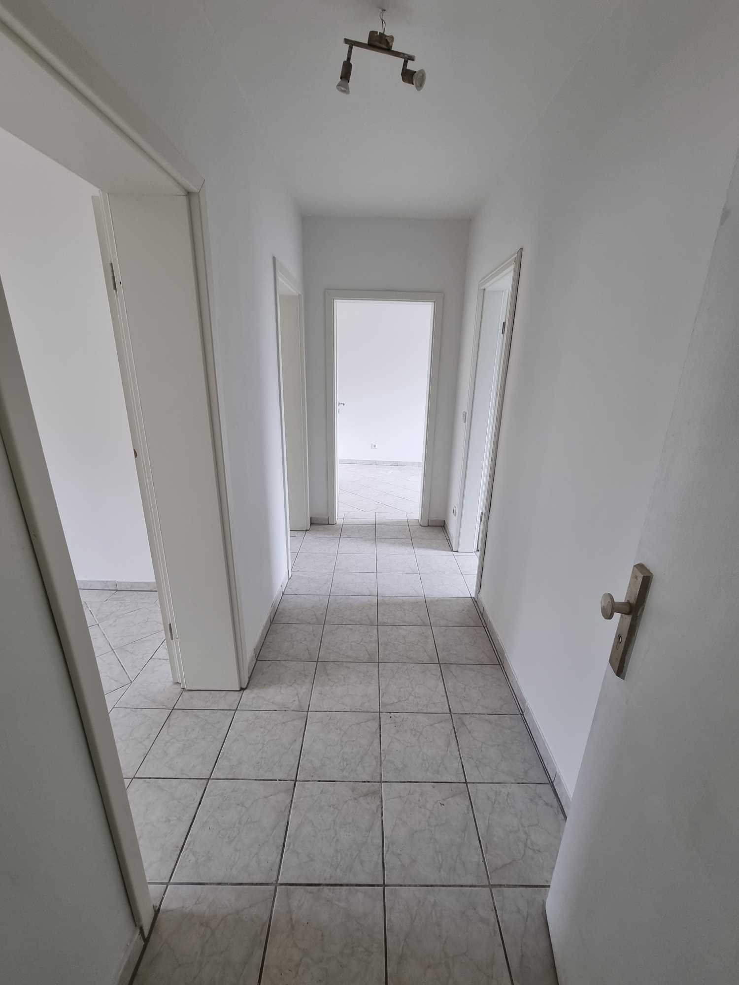 Wohnung zur Miete 520 € 3,5 Zimmer 65 m²<br/>Wohnfläche 2.<br/>Geschoss ab sofort<br/>Verfügbarkeit Poststr. 12a Horst Gelsenkirchen 45899