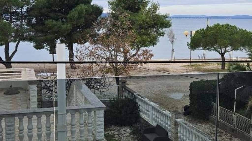 Haus zum Kauf 890.000 € 12 Zimmer 270 m² Zadar