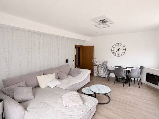 Wohnung zur Miete 550 € 3 Zimmer 76,1 m² 2. Geschoss frei ab 01.11.2026 Marxloh Hamborn 47169