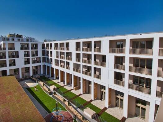 Wohnung zur Miete 955 € 2 Zimmer 55,3 m² frei ab sofort Galgenberg Regensburg 93053