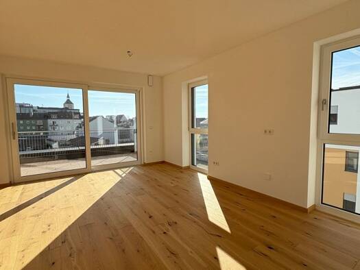 Wohnung zur Miete 1.970 € 3 Zimmer 112,5 m² 3. Geschoss Deggendorf 94469