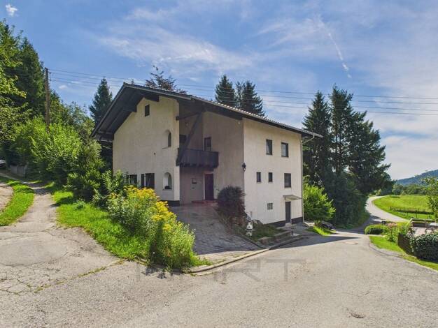 Einfamilienhaus zum Kauf 9 Zimmer 218,3 m² 1.123 m² Grundstück Graßlingsberg Grafling 94539