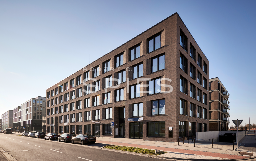 Bürofläche zur Miete provisionsfrei 12,50 € 215 m²<br/>Bürofläche ab 215 m²<br/>Teilbarkeit Häfen - Handelshäfen Bremen 28217