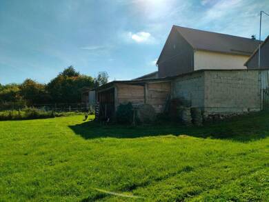 Mehrfamilienhaus zum Kauf provisionsfrei 170.000 € 7 Zimmer 150 m² 2.345 m² Grundstück Vogelsbergstr. 62 Helpershain Ulrichstein 35327