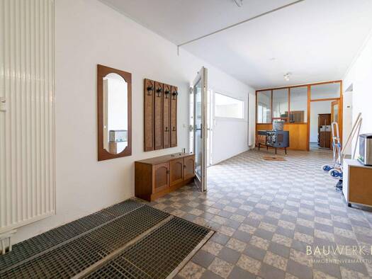 Halle/Industriefläche zur Miete 550 € 150 m² Lagerfläche Ehranger Straße 163 Ehrang Trier 54293
