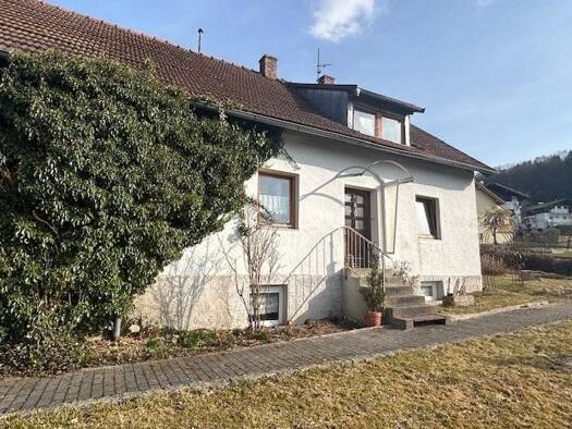 Einfamilienhaus zum Kauf 115.000 € 6 Zimmer 150 m² 873 m² Grundstück Falkenstein 93167
