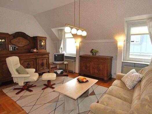 Wohnung zur Miete Wohnen auf Zeit 1.350 € 2 Zimmer 55 m² frei ab 19.01.2026 Sachsenhausen Frankfurt am Main 60594