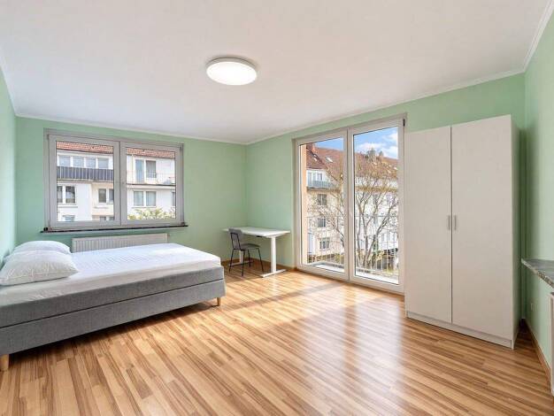 Wohnung zur Miete 2.000 € 4 Zimmer 90 m² 3. Geschoss Mülheimer Straße Düsseltal Düsseldorf 40239
