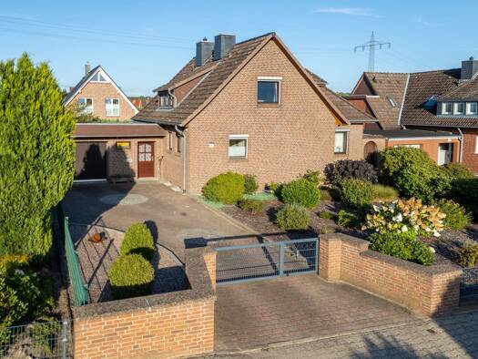 Einfamilienhaus zum Kauf 360.000 € 4 Zimmer 149,2 m² 803 m² Grundstück Reppenstedt Reppenstedt 21391