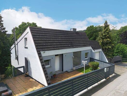 Einfamilienhaus zum Kauf 155.000 € 5 Zimmer 160 m² 864 m² Grundstück Schönhagen Extertal 32699
