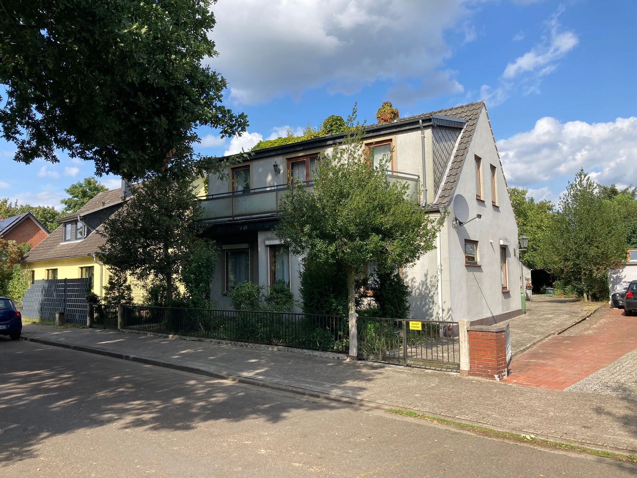 Einfamilienhaus zum Kauf 329.000 € 6 Zimmer 165 m²<br/>Wohnfläche 1.067 m²<br/>Grundstück ab sofort<br/>Verfügbarkeit Erichstraße Brinkum Stuhr 28816