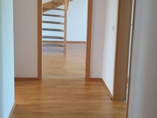 Maisonette zur Miete 900 € 4 Zimmer 130 m² Geschoss 4/5 frei ab sofort Herderstraße 3 Apolda 99510