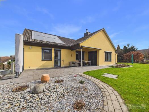 Einfamilienhaus zum Kauf 799.000 € 9 Zimmer 258 m² 1.171 m² Grundstück Höchstadt Höchstadt an der Aisch 91315