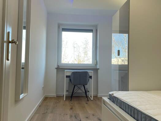 WG-Zimmer zur Miete 630 € 10 m² 7. Geschoss Engadiner Str. 36 Thalk.Obersendl.-Forsten-Fürstenr.-Solln München 81475