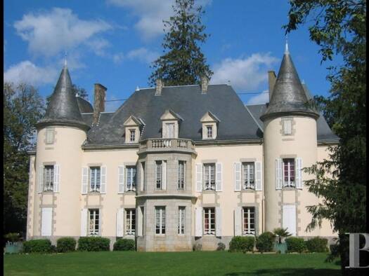 Schloss zum Kauf 1.468.000 € 11 Zimmer 483 m² 120.000 m² Grundstück Robretières La Roche-sur-Yon 85000
