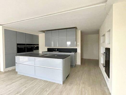 Wohnung zur Miete 2.095 € 4 Zimmer 161,2 m² 3. Geschoss frei ab sofort Vom-Bülow-Straße 3 Madlow Cottbus 03050