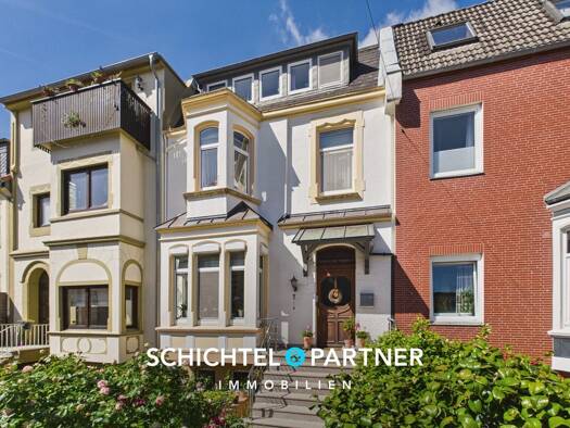 Reihenmittelhaus zum Kauf 279.900 € 9 Zimmer 230 m² 184 m² Grundstück Mitte Mitte 27568