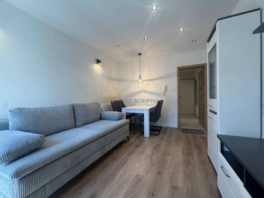 Wohnung zur Miete 850 € 1 Zimmer 42 m² 3. Geschoss Split