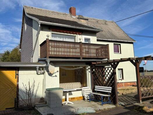 Einfamilienhaus zum Kauf 79.000 € 4 Zimmer 120 m² 450 m² Grundstück frei ab sofort Am Schafweg 2 Reuth Neumark 08496