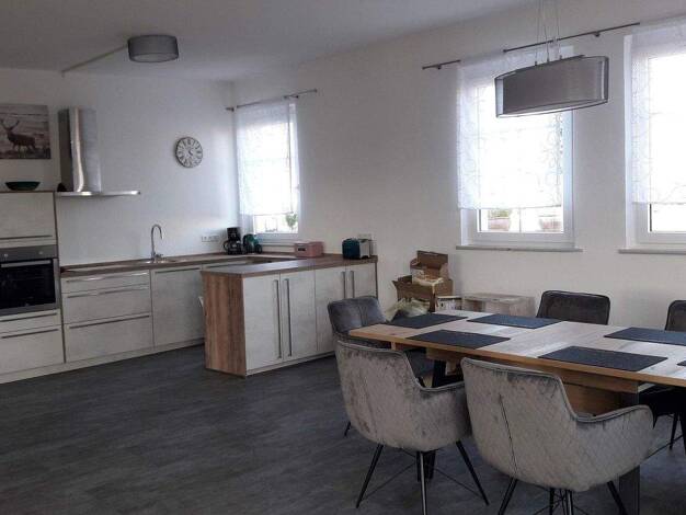 Wohnung zur Miete 785 € 3,5 Zimmer 98 m² 1. Geschoss frei ab 01.01.2026 Müllergasse 1 Binsdorf Geislingen 72351