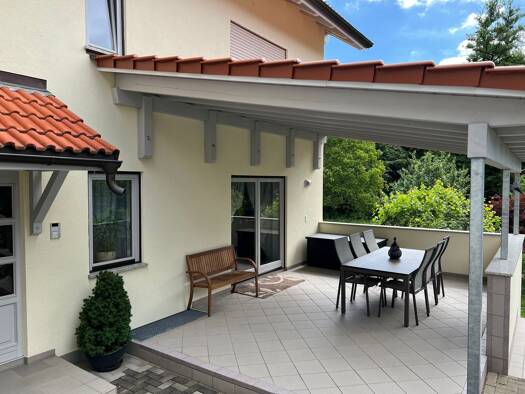 Mehrfamilienhaus zum Kauf provisionsfrei als Kapitalanlage geeignet 1.295.000 € 14 Zimmer 400 m² 606 m² Grundstück Kirschbaumweg 14 Waldshut Waldshut-Tiengen 79761