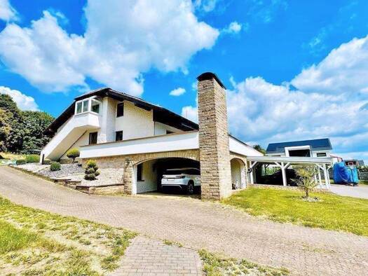 Mehrfamilienhaus zum Kauf 995.000 € 330 m² 28.109 m² Grundstück Hosenfeld Hosenfeld 36154