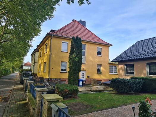 Haus zum Kauf provisionsfrei 350.000 € 8 Zimmer 180 m² 700 m² Grundstück Platanenallee 6 Salzwedel 29410
