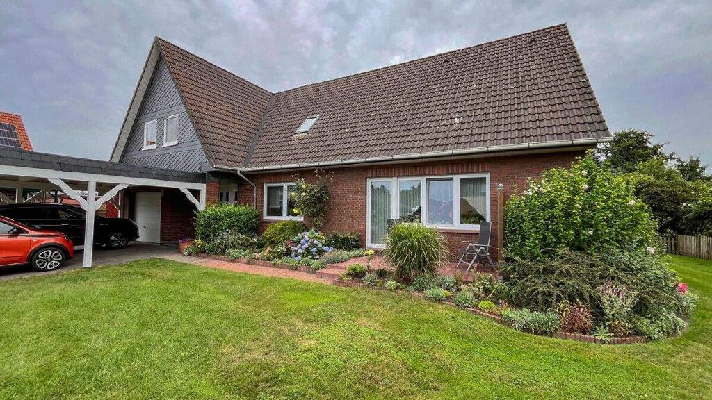 Einfamilienhaus zum Kauf 419.000 € 9 Zimmer 288,4 m² 1.614 m² Grundstück Husbäke Edewecht / Husbäke 26188