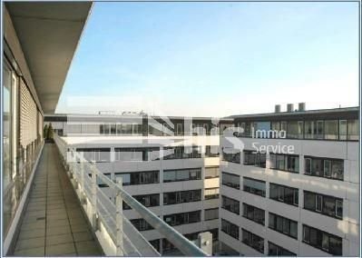 Bürofläche zur Miete 15,40 € 575 m²<br/>Bürofläche ab 575 m²<br/>Teilbarkeit Flughafen Nürnberg 90411