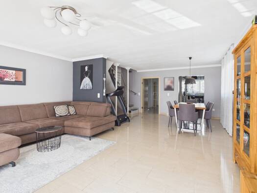 Doppelhaushälfte zum Kauf 444.000 € 4 Zimmer 137,8 m² 254 m² Grundstück Bretten 75015