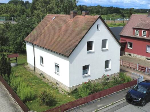 Einfamilienhaus zum Kauf 179.000 € 6 Zimmer 139 m² 755 m² Grundstück Tirschenreuth Tirschenreuth 95643