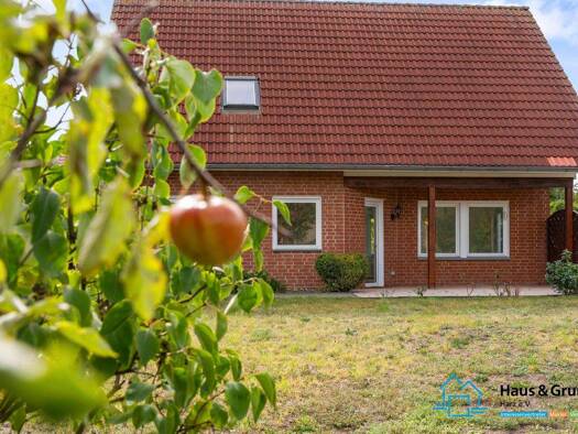 Einfamilienhaus zum Kauf 279.000 € 4 Zimmer 120 m² 628 m² Grundstück frei ab sofort Wernigerode 38855