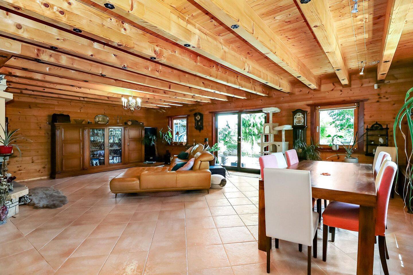 Property thumbnail 6