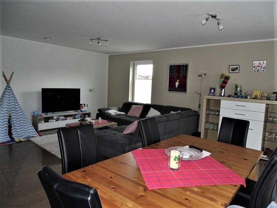 Property thumbnail 11