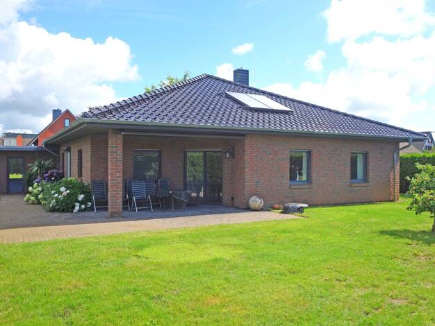 Einfamilienhaus zum Kauf 490.000 € 3 Zimmer 131 m² 703 m² Grundstück Brunsbüttel 25541