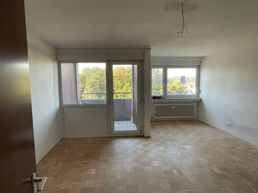 Wohnung zur Miete 939 € 4 Zimmer 93 m² 4. Geschoss frei ab 20.10.2025 Ziegelsteinstr. 18 Loher Moos Nürnberg 90411