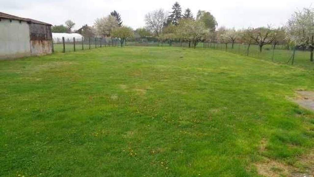 Bungalow zur Versteigerung 120.000 € 4 Zimmer 80 m² 1.450 m² Grundstück Marcali Thermalstadt 8700