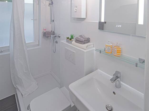 Studio zur Miete Wohnen auf Zeit 1.100 € 1 Zimmer 22 m² frei ab 31.05.2026 Friedrichstadt Düsseldorf 40215