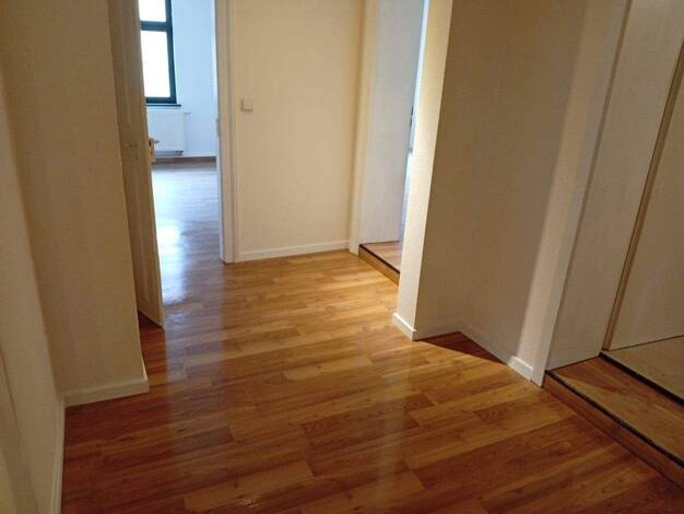 Wohnung zur Miete 450 € 3 Zimmer 64,8 m² 2. Geschoss Jakobstraße 35 Naumburg 06618