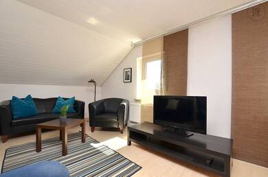 Wohnung zur Miete Wohnen auf Zeit 990 € 3 Zimmer 95 m² frei ab sofort Bergtheim Bergtheim 97241