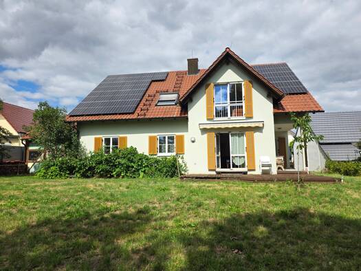 Einfamilienhaus zum Kauf 569.000 € 7 Zimmer 197 m² 807 m² Grundstück frei ab 01.09.2026 Brendlorenzen Bad Neustadt an der Saale 97616