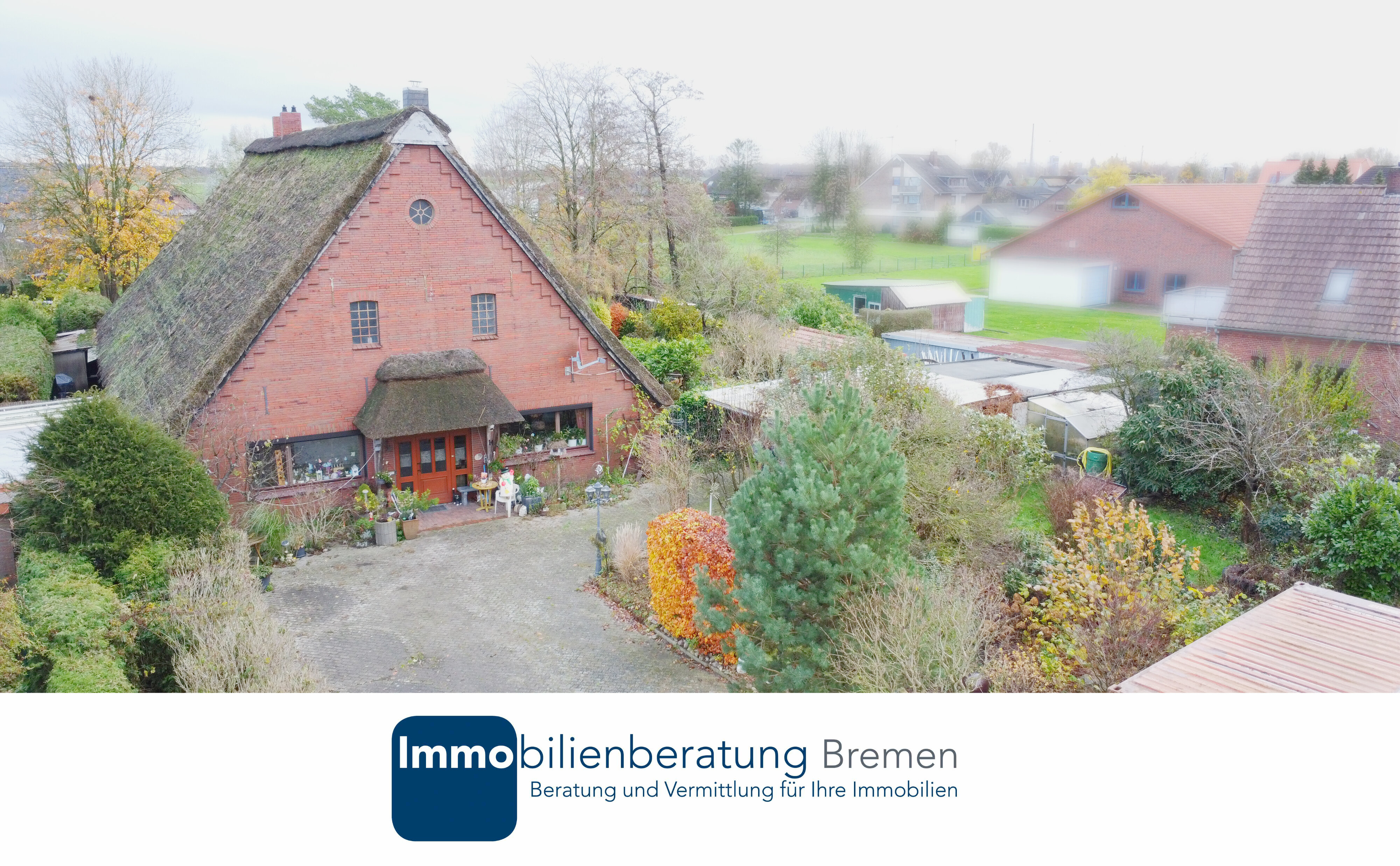 Mehrfamilienhaus zum Kauf 389.000 € 8 Zimmer 340 m²<br/>Wohnfläche 2.234 m²<br/>Grundstück Altenesch Lemwerder 27809